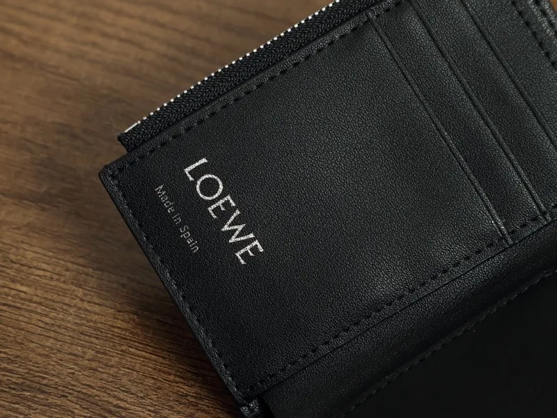 Loewe Wallets-284 - Image 9