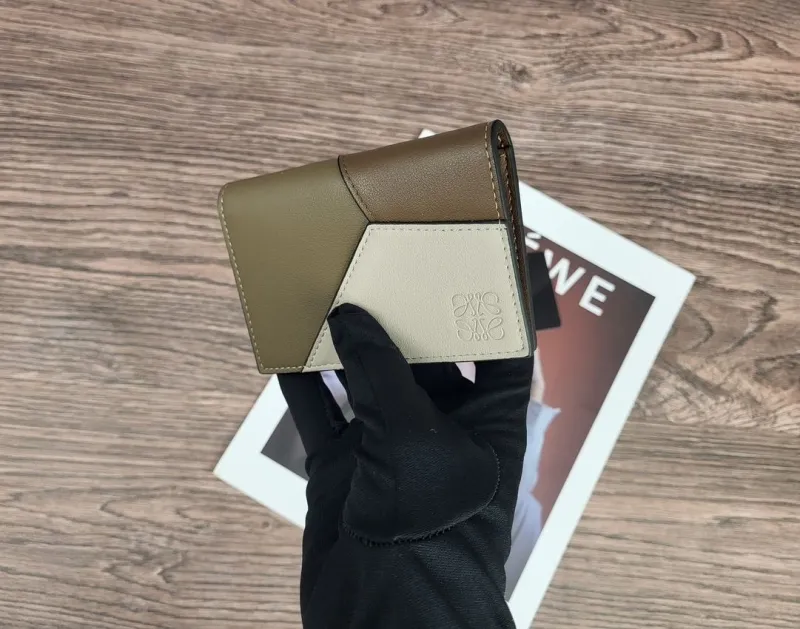 Loewe Wallets-292 - Image 5