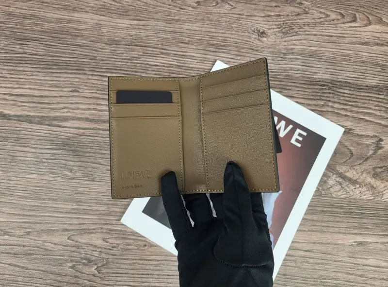 Loewe Wallets-292 - Image 7