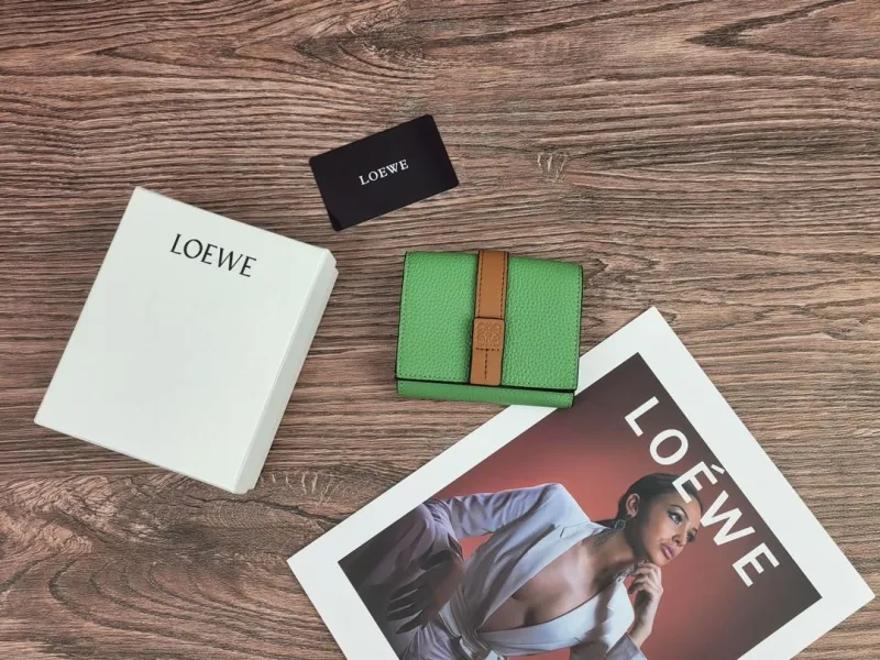 LOEWE Small Green Pebbled Leather Wallet