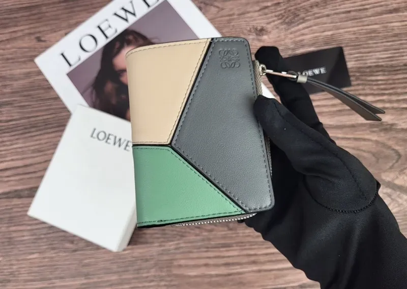 LOEWE Beige Green Gray Colorblock Leather Zip Wallet - Image 3