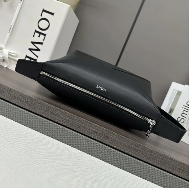 LOEWE Black Leather Cosmetic Bag - Image 5