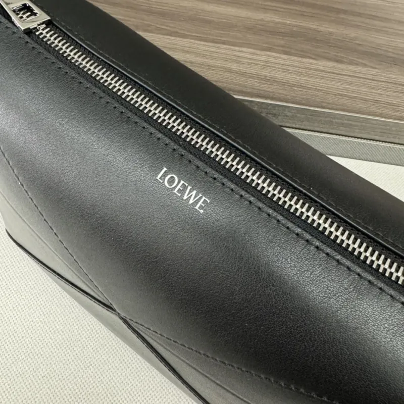 LOEWE Black Leather Cosmetic Bag - Image 7