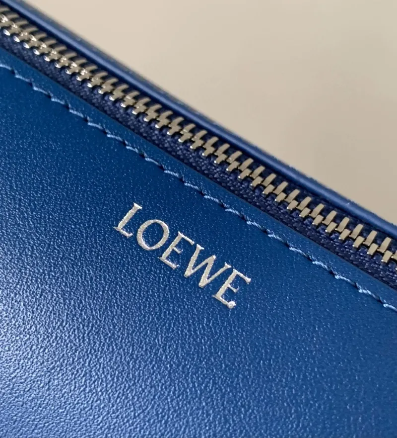 LOEWE Blue Cosmetic Shoulder Bag - Image 6