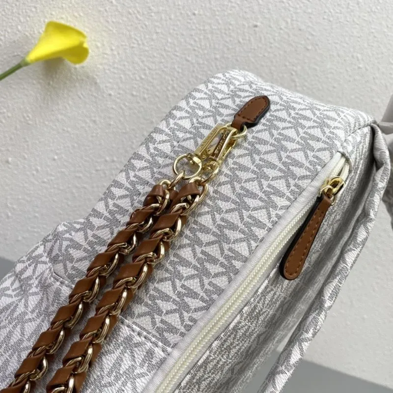 Michael Kors F022 White Gray Monogram Backpack - Image 4