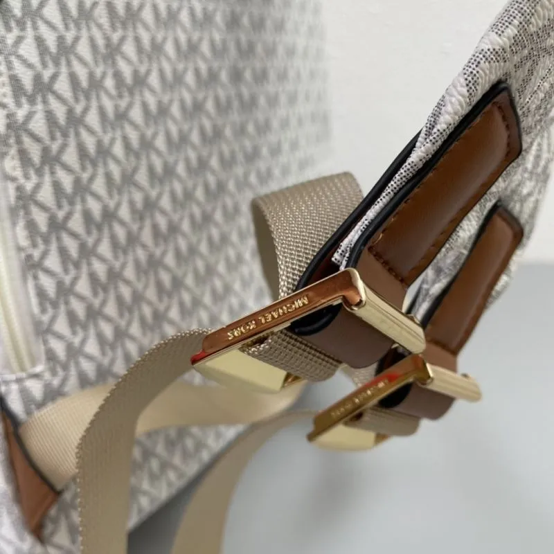 Michael Kors F022 White Gray Monogram Backpack - Image 6