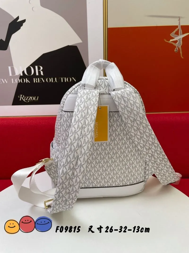 Michael Kors White Monogram Backpack F09815 Size 26-32-13cm - Image 3