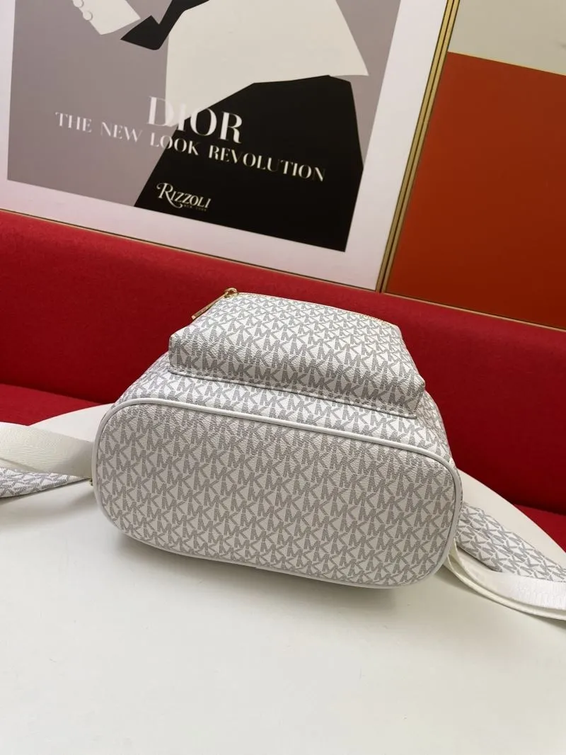 Michael Kors White Monogram Backpack F09815 Size 26-32-13cm - Image 7