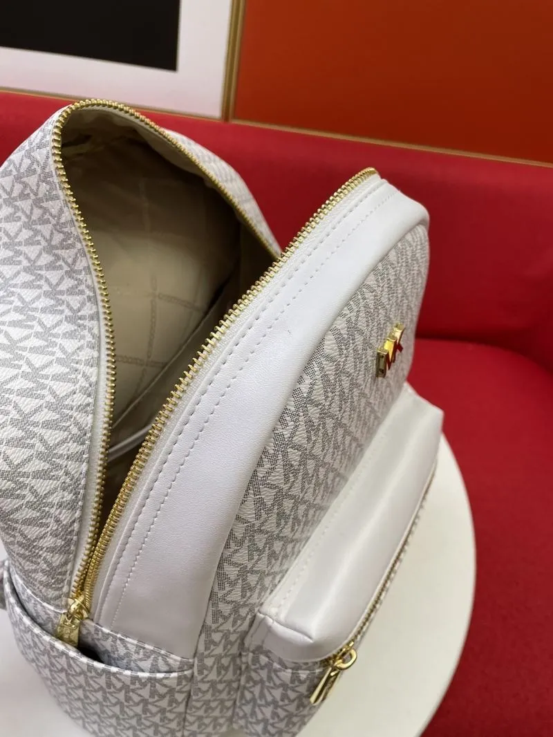 Michael Kors White Monogram Backpack F09815 Size 26-32-13cm - Image 8