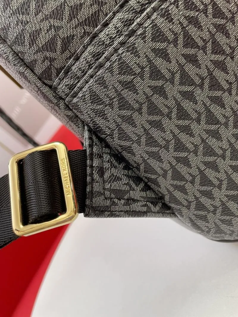 MK F09815 Black Monogram Backpack - Image 6