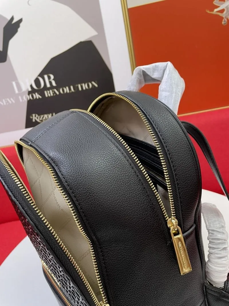 Michael Kors Black Leather Backpack F09815 Size 26-32-13cm - Image 8