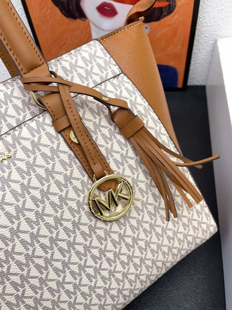 Michael Kors Beige Brown Monogram Shoulder Tote Bag H02060 32CM - Image 5