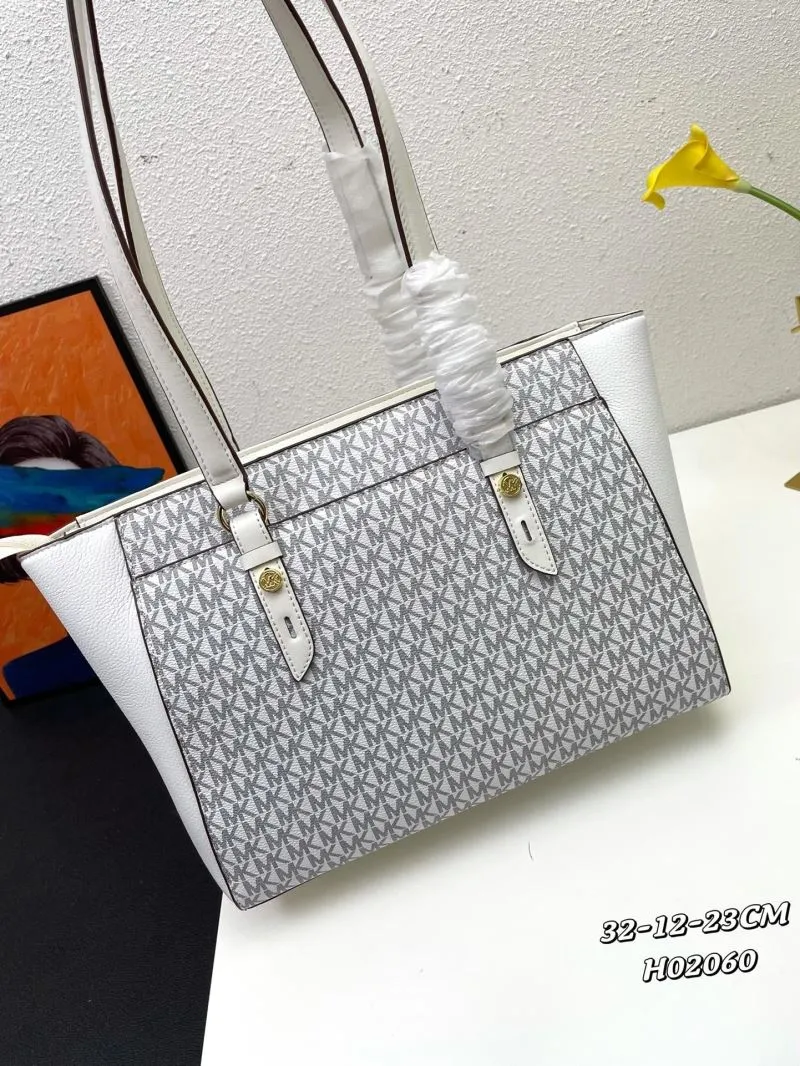 Alternative view of MK Handle Bags-11
