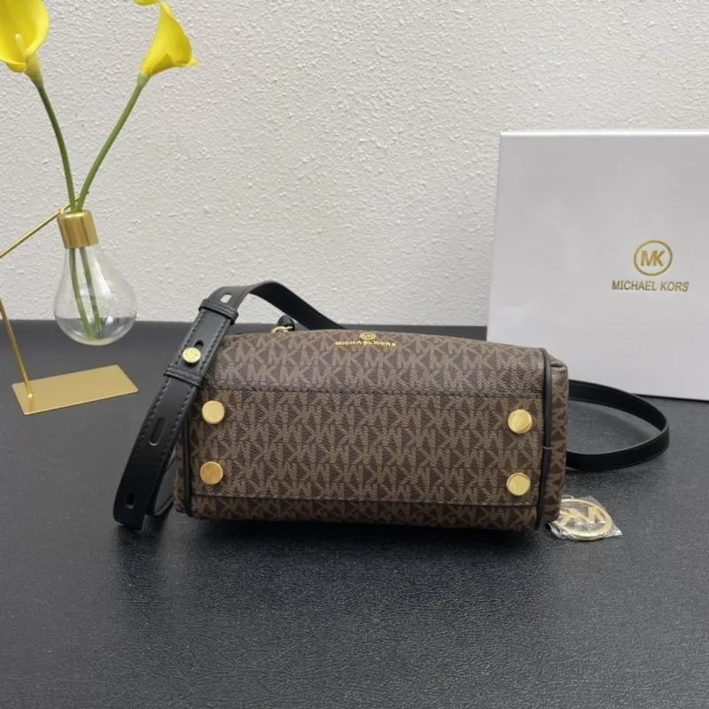 Michael Kors Brown Monogram Crossbody Handbag H2061 21cm - Image 6
