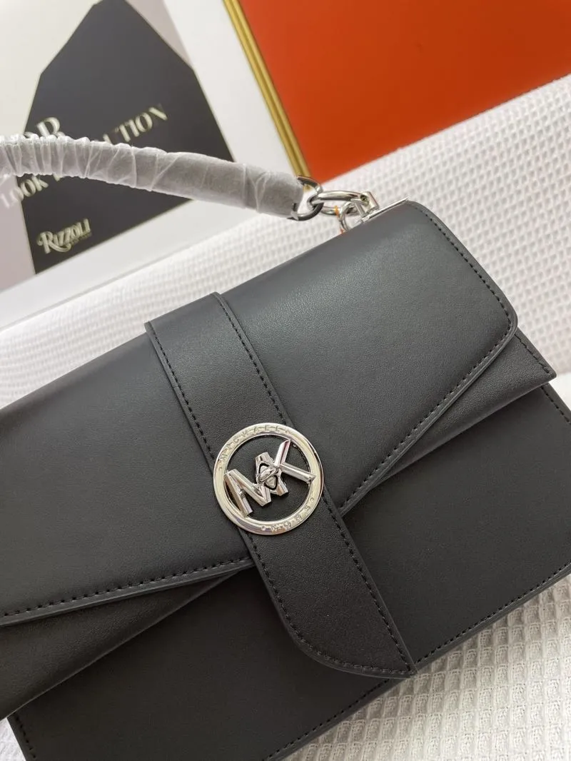 MK Black Leather Crossbody Handbag H21038 25cm - Image 4