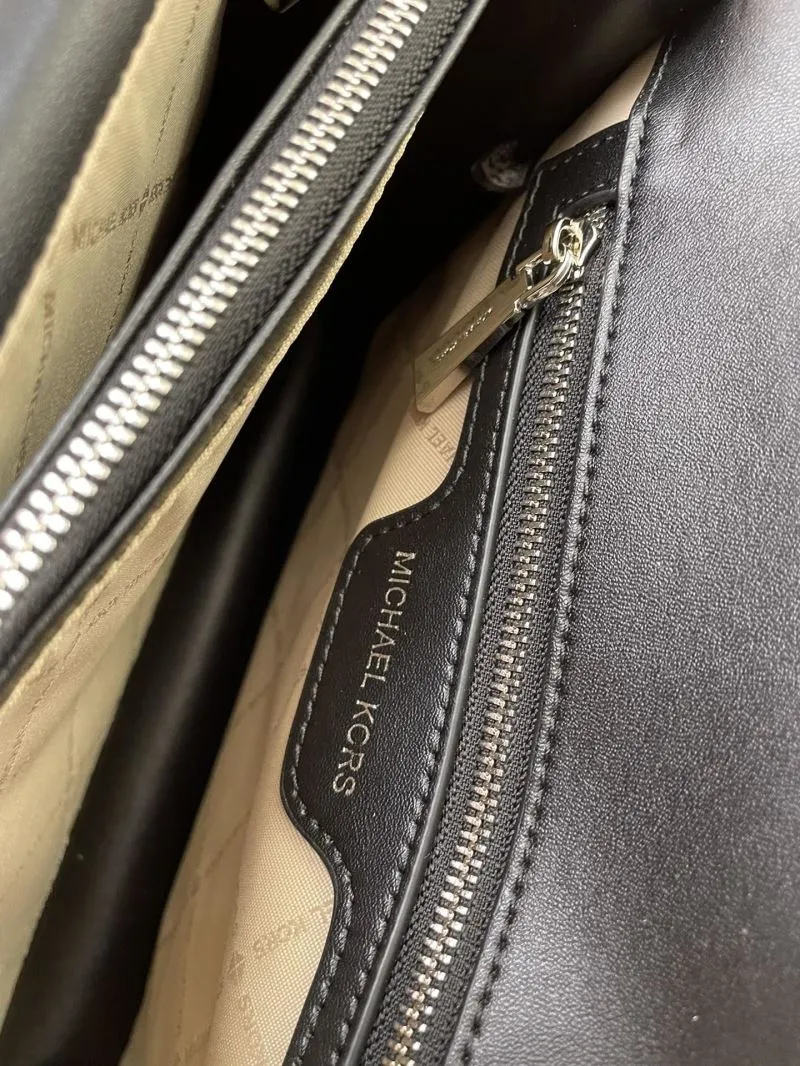 MK Black Leather Crossbody Handbag H21038 25cm - Image 9
