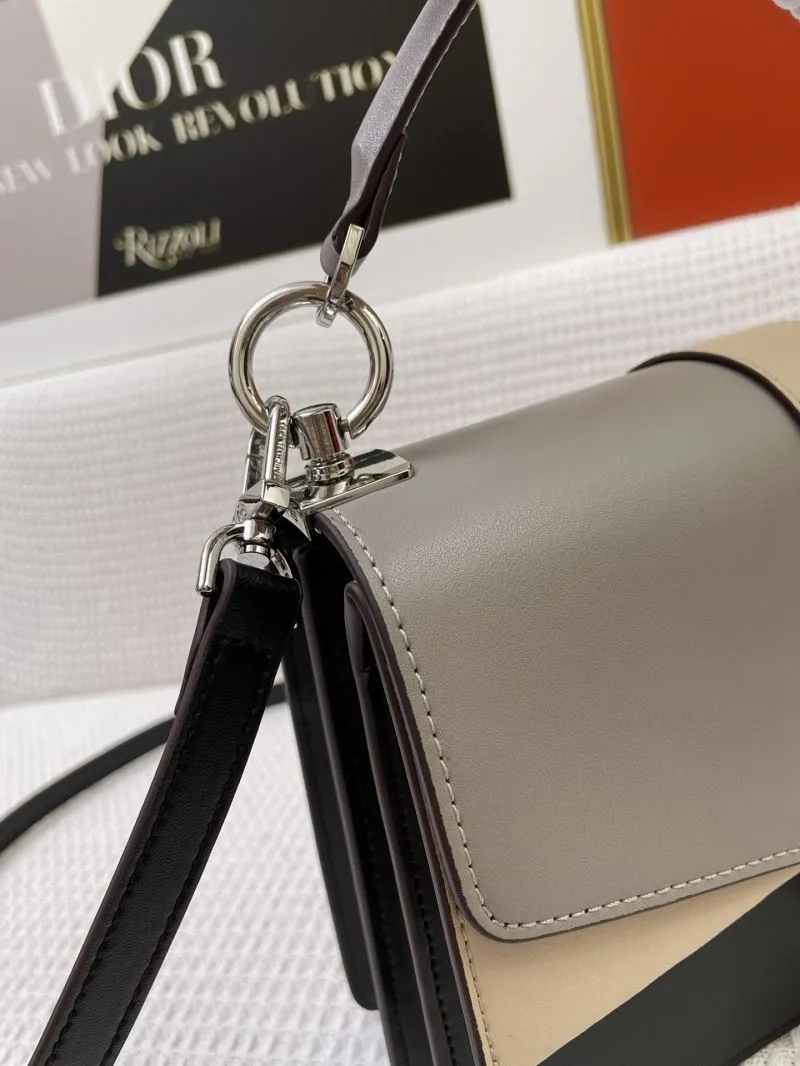 MK H21038 Gray Black Beige Crossbody Handbag 25cm - Image 5