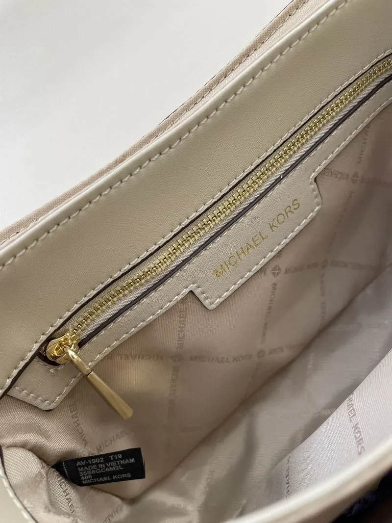 MK Gray Leather Crossbody Bag H9657 24CM - Image 9