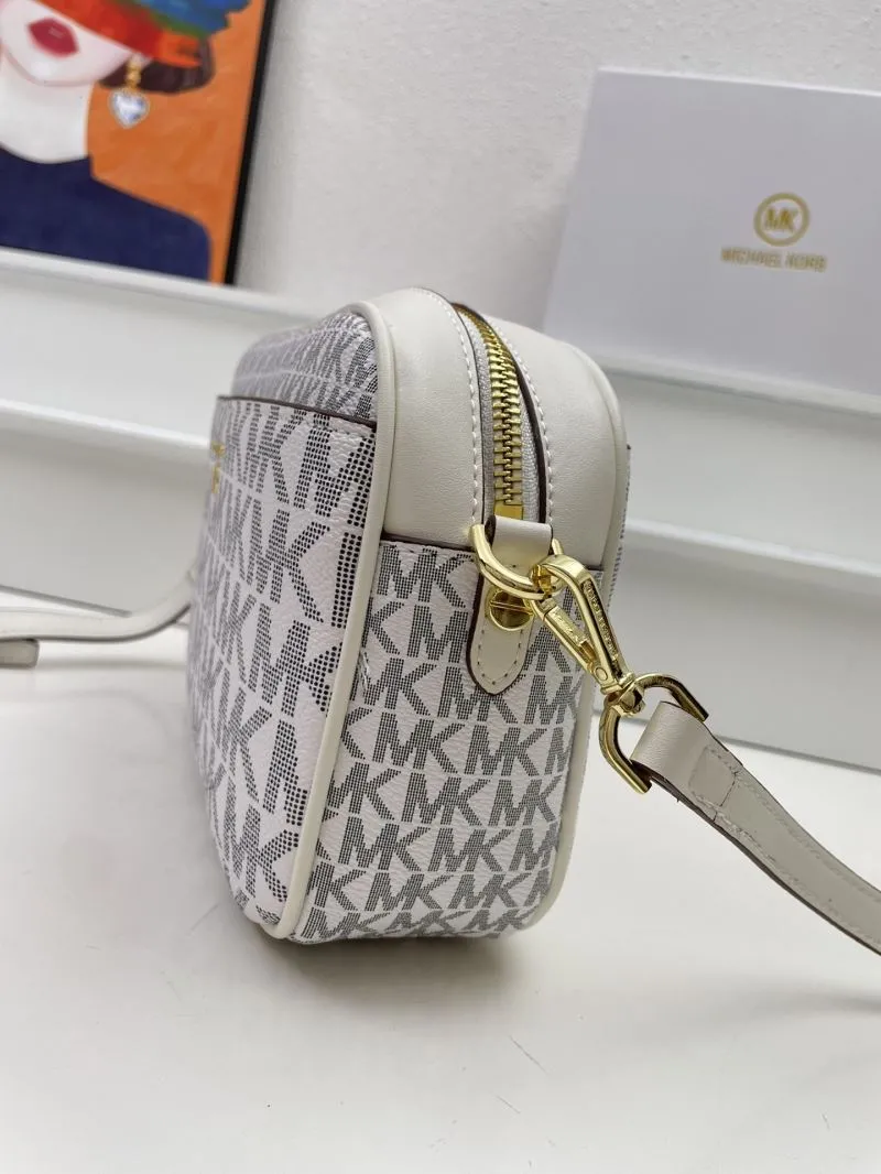 Michael Kors White Monogram Crossbody Bag H09966 24cm - Image 5