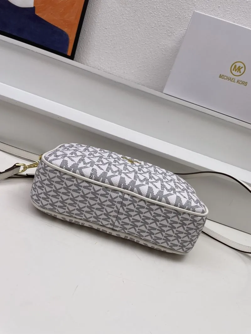 Michael Kors White Monogram Crossbody Bag H09966 24cm - Image 7