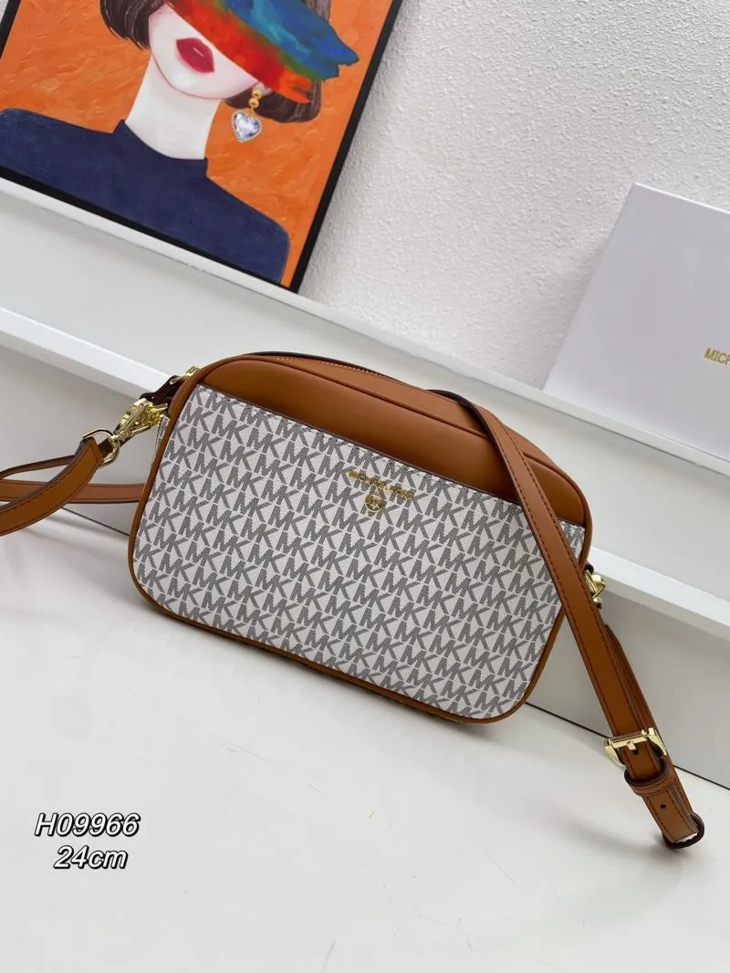 Michael Kors Monogram Crossbody Bag White Brown H09966 24cm - Image 3