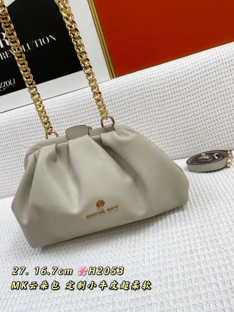Michael Kors Light Grey Cloud Shoulder Bag H2053 - Image 3