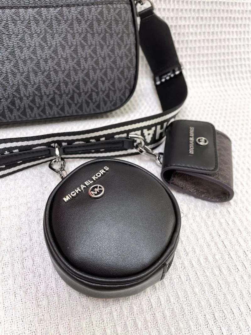 Michael Kors H2105 4-Piece Black Crossbody Bag Set - Image 4