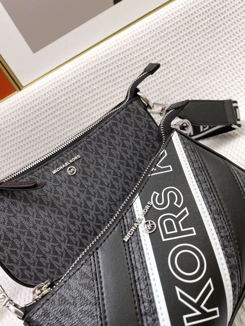 Michael Kors H2105 4-Piece Black Crossbody Bag Set - Image 5