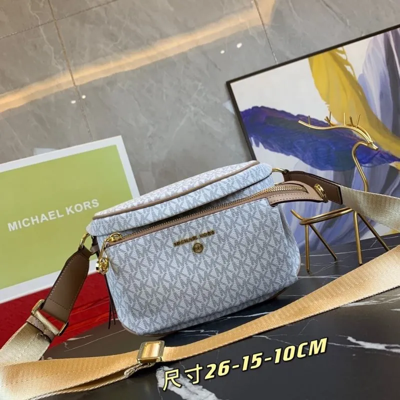 Michael Kors Light Monogram Crossbody Bag 88 Size 26-15-10