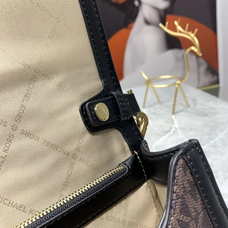 Michael Kors Brown Black Crossbody Satchel Bag 26-15-7cm - Image 9