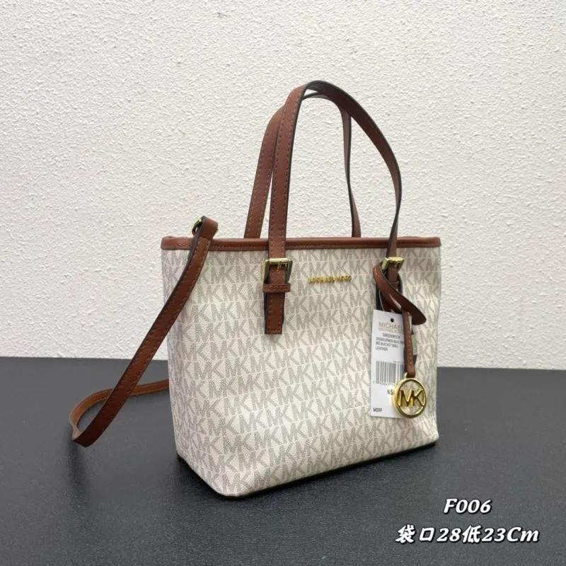 Michael Kors F006 Vanilla Monogram Tote Bag - Image 3