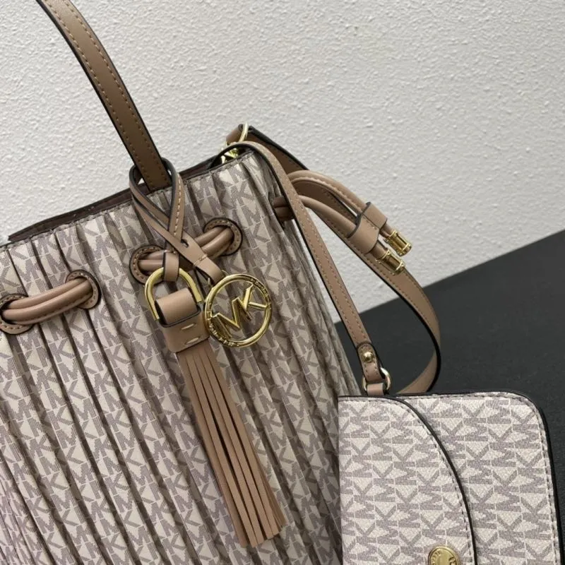 MK Pleated Monogram Beige Bucket Bag J9699 with Pouch - Image 4