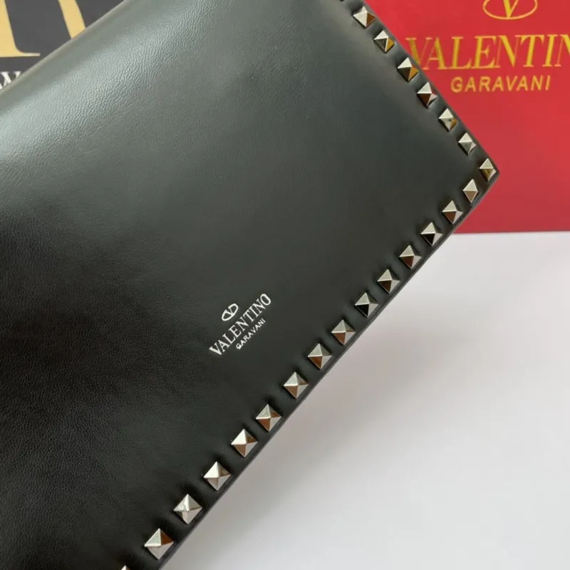 Valentino Black Studded Leather Chain Clutch Bag - Image 5