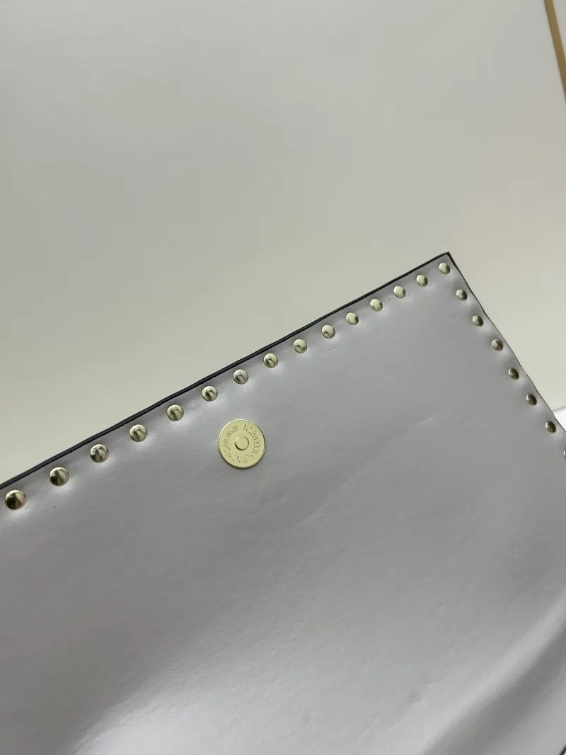Valentino White Studded Chain Clutch Bag - Image 8