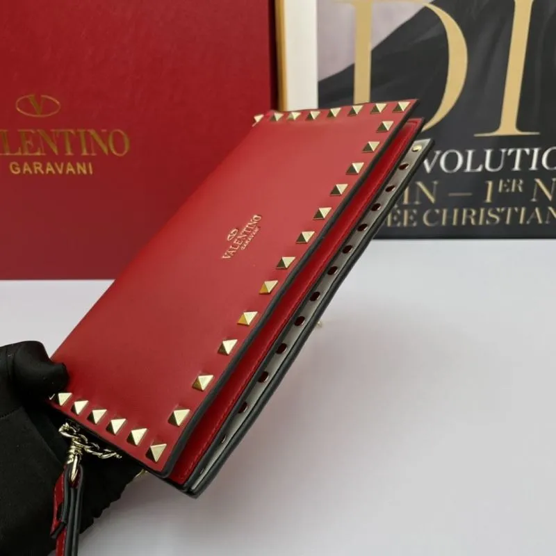 Valentino Garavani Red Leather Chain Clutch Bag - Image 4