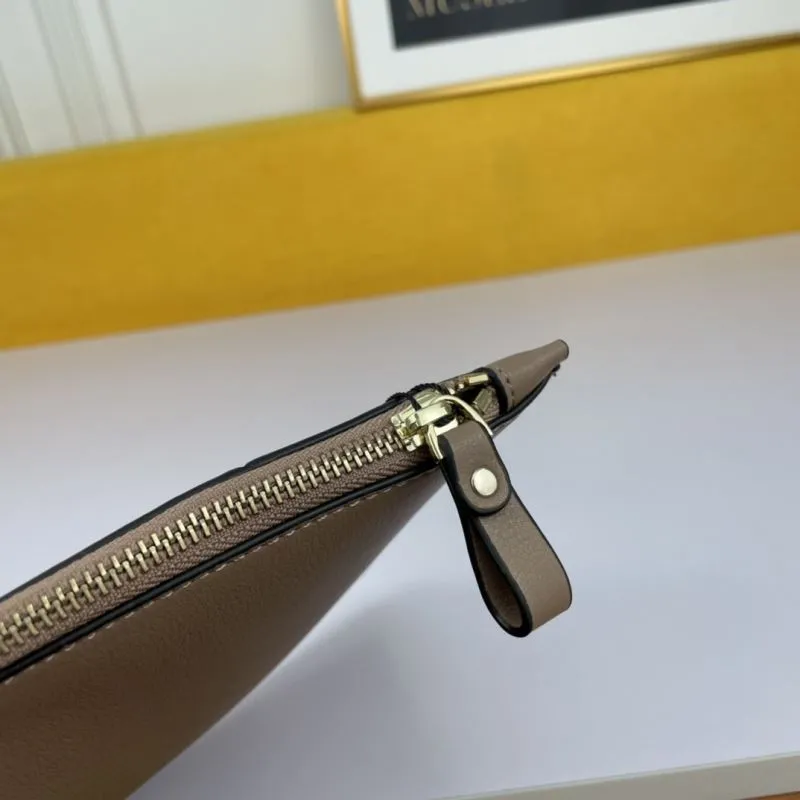 Valentino Taupe Leather Clutch Bag 42 - Image 5