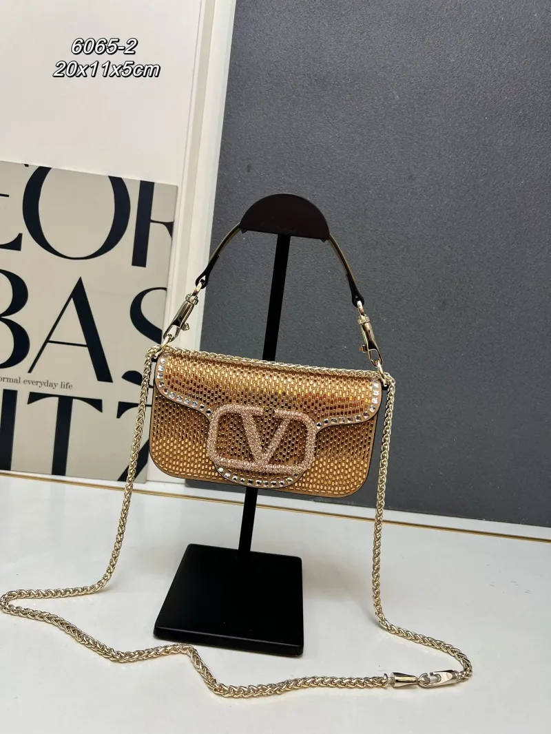 Valentino Handle Bags-15