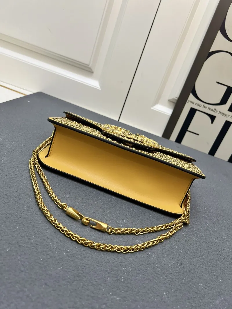 Valentino Yellow Studded Shoulder Bag 1V9919 Size 27cm - Image 7
