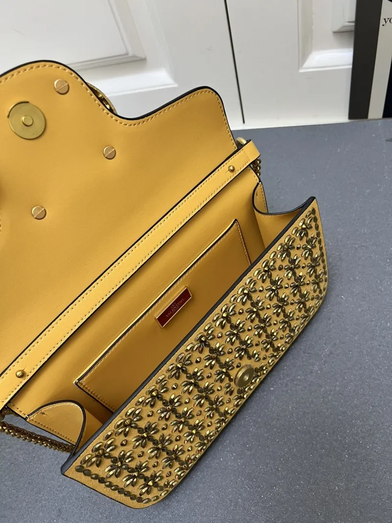 Valentino Yellow Studded Shoulder Bag 1V9919 Size 27cm - Image 8