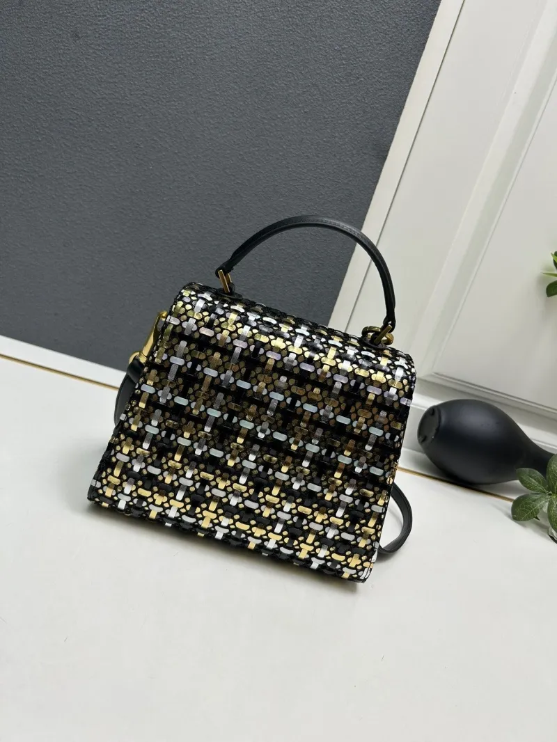 Valentino Handle Bags-119 - Image 3