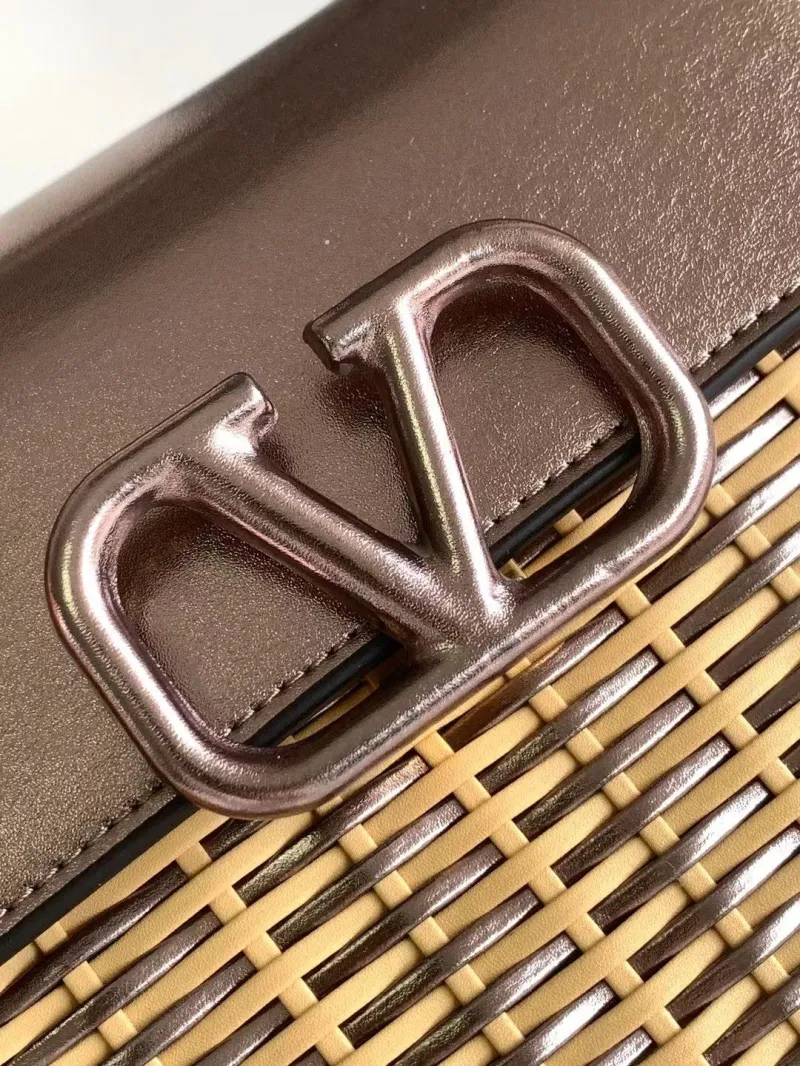 Valentino Metallic Woven Handbag 9890 - Image 4