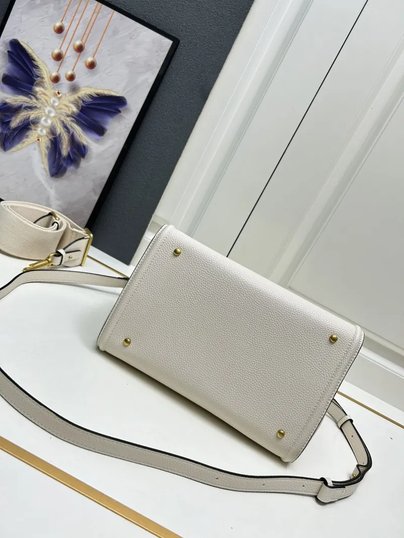 Valentino Cream Large Tote Handbag 5041 - Image 6