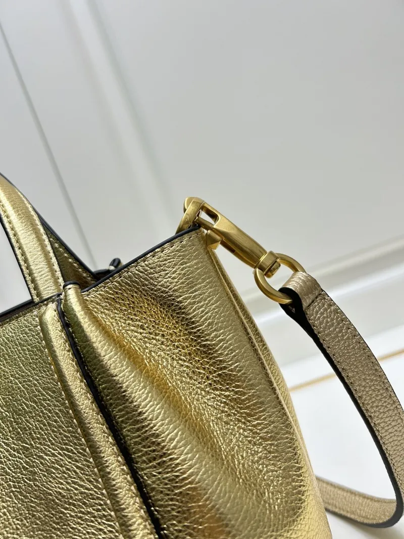 Valentino Gold Large 5041 Tote Bag - Image 5