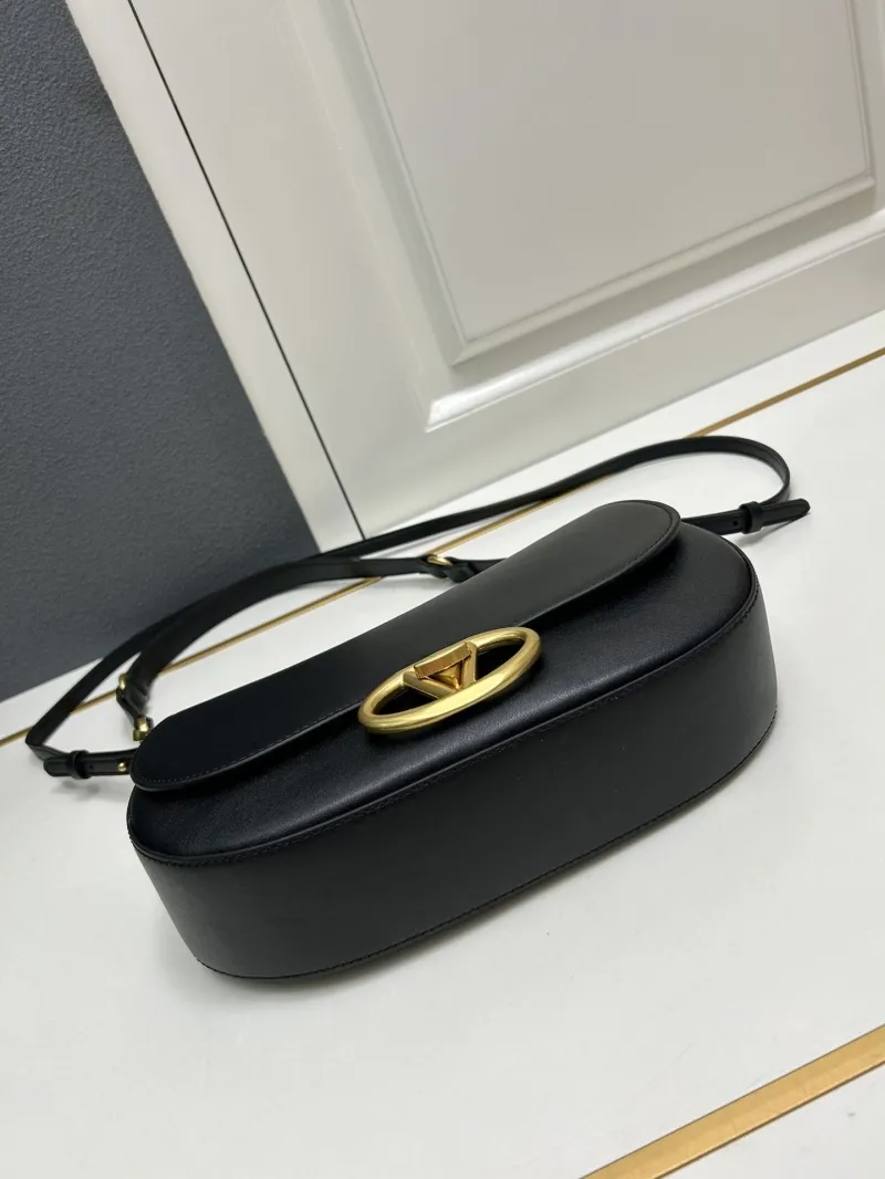 Valentino 5031 Black Leather Shoulder Bag - Image 7