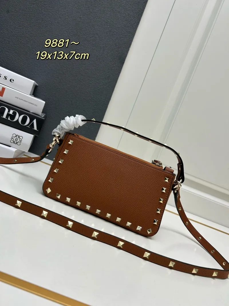Valentino Brown Leather Crossbody Bag 9881 - Image 4
