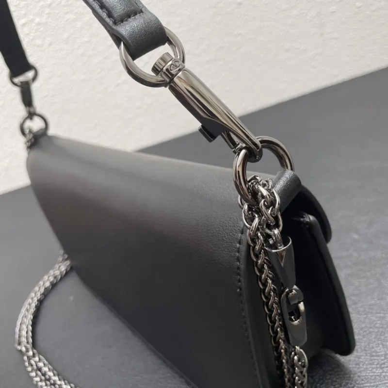 Valentino Black Chain Handbag Model 6008 - Image 6