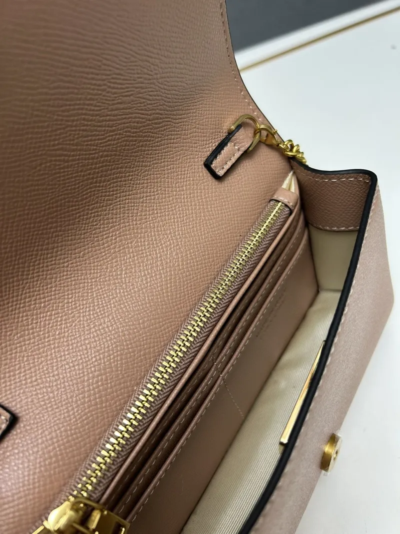 Valentino 9882 Nude Leather Crossbody Handbag - Image 9