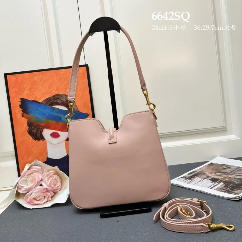 Alternative view of Valentino Handle Bags-256