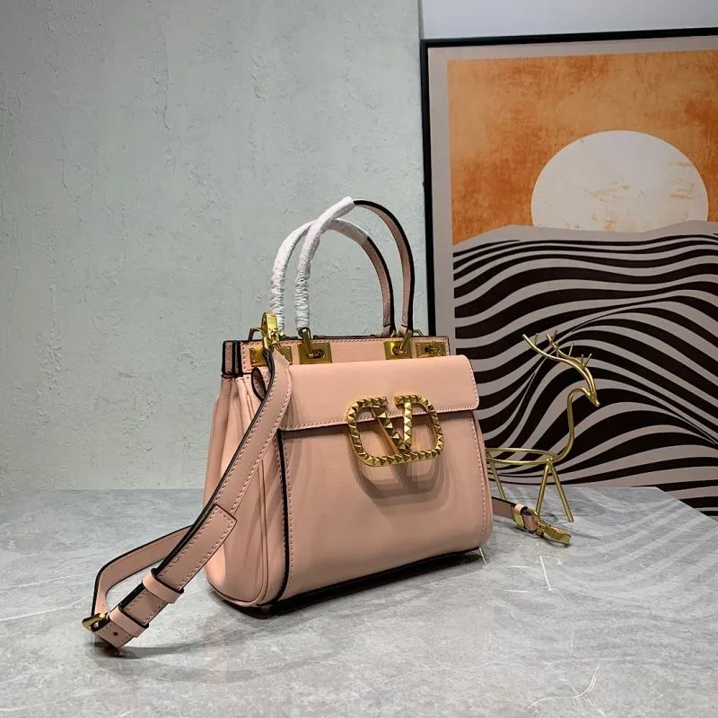 Alternative view of Valentino Pink Shoulder Handbag 668