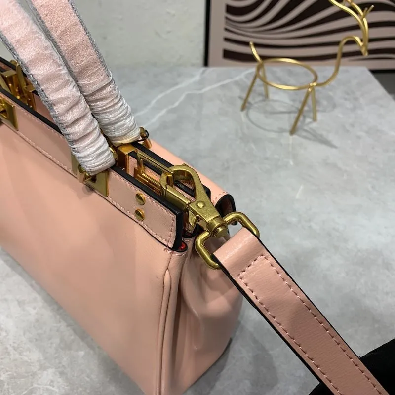 Valentino Pink Shoulder Handbag 668 - Image 6